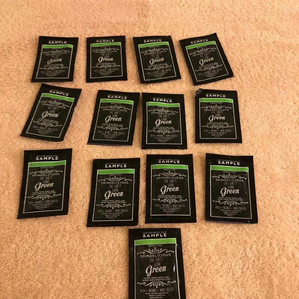 Lot of 13 Perfectly Posh Girls Gone Green Body Butter Samples